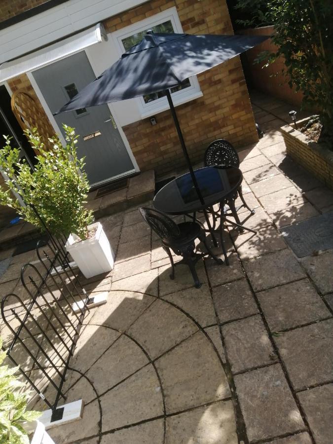 Quest Fulfiller - Near General Hospital, Free Parking & Garden Appartement Southampton Buitenkant foto