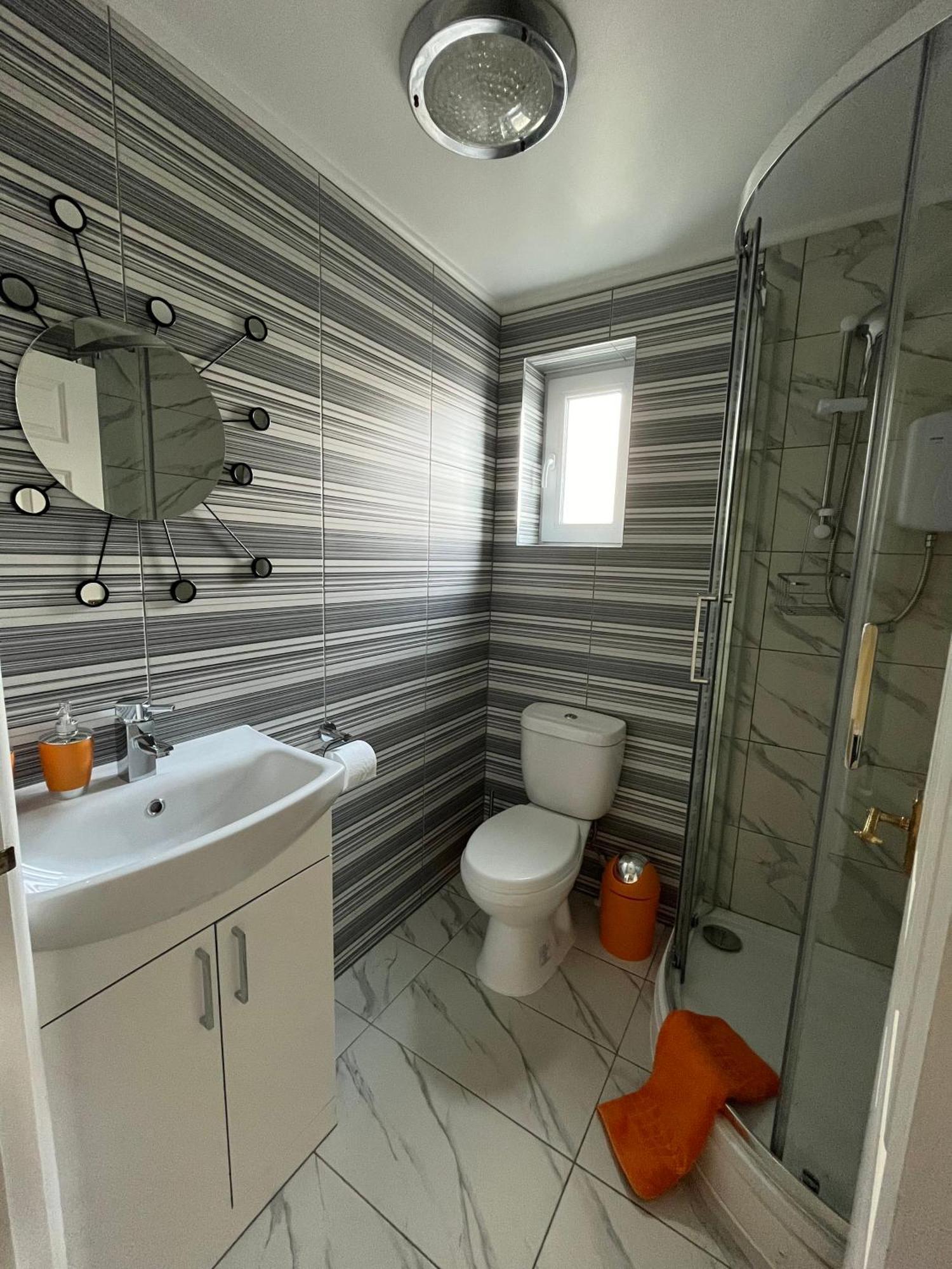 Quest Fulfiller - Near General Hospital, Free Parking & Garden Appartement Southampton Buitenkant foto